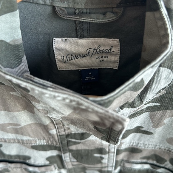 Universal Thread Camo Jacket - Picture 5 of 12